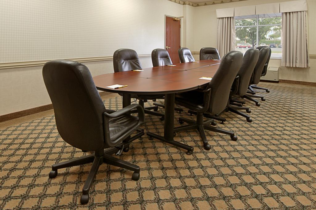 Days Inn By Wyndham Ottawa Airport Ανέσεις φωτογραφία