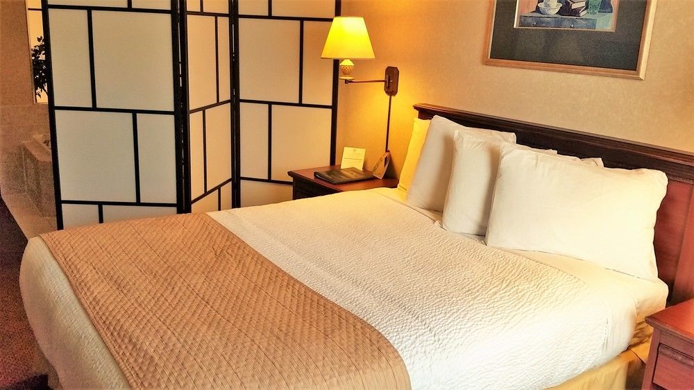Days Inn By Wyndham Ottawa Airport Εξωτερικό φωτογραφία